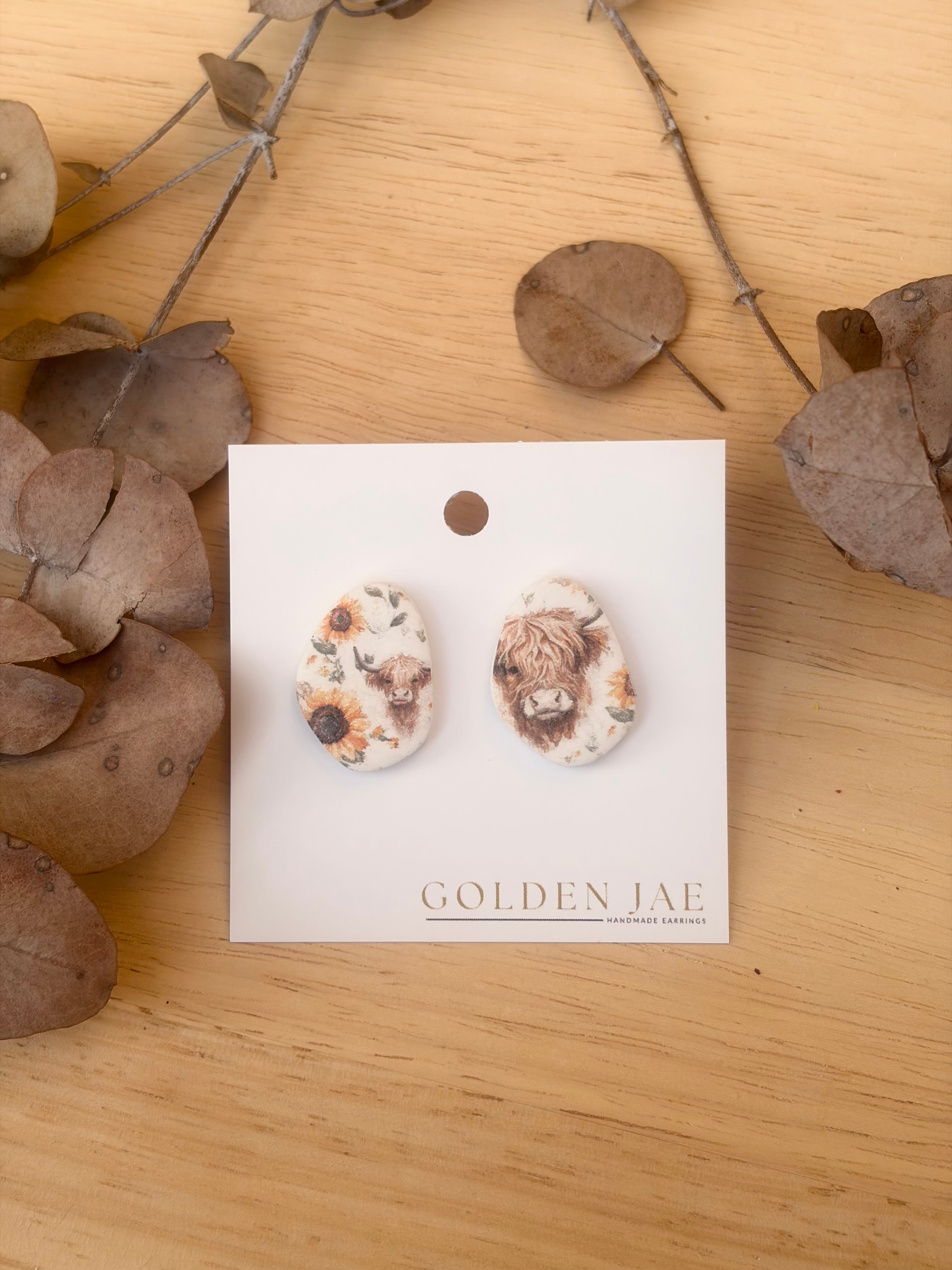 Highland Cow Studs (Pebble Shape)