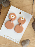 Daisy Darling Dangles #07