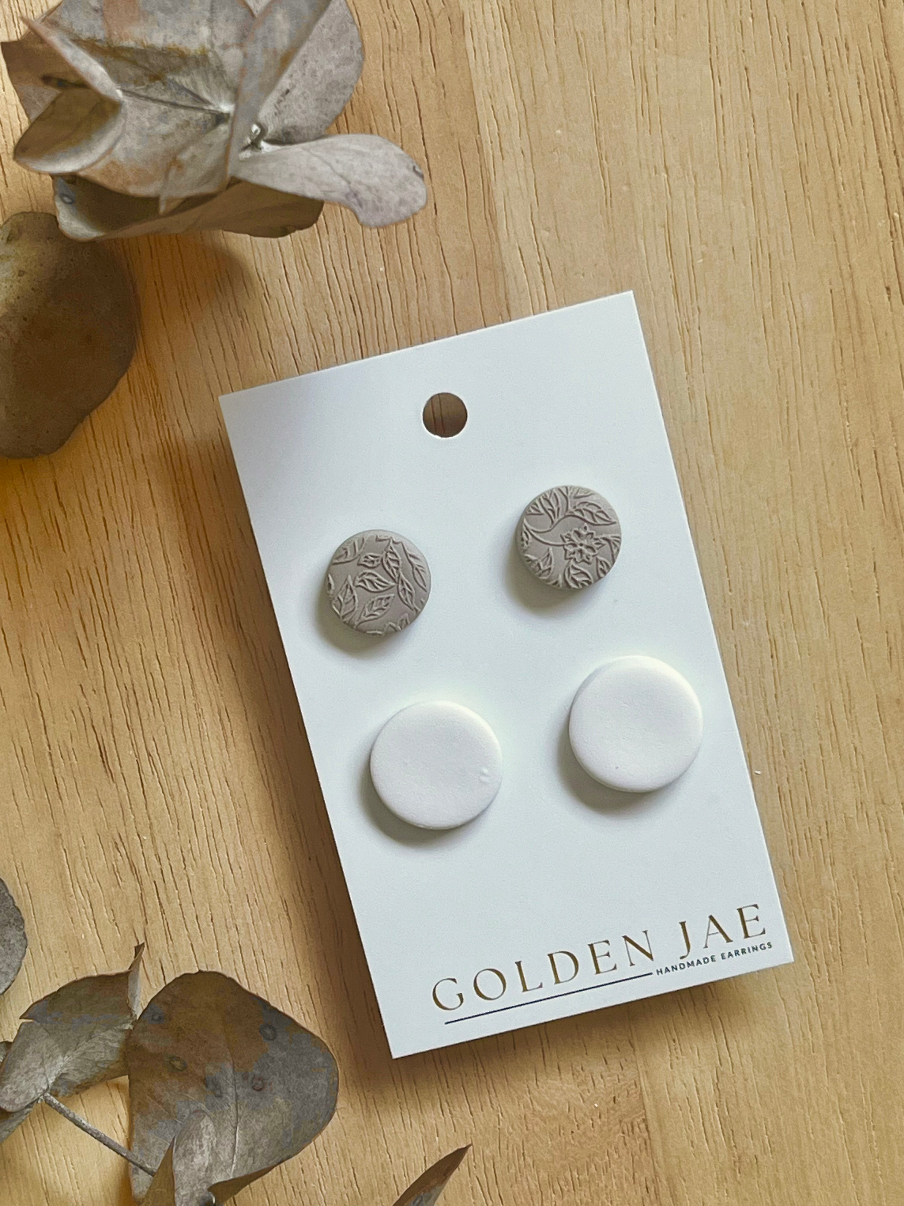 March Double Stud Pack #06