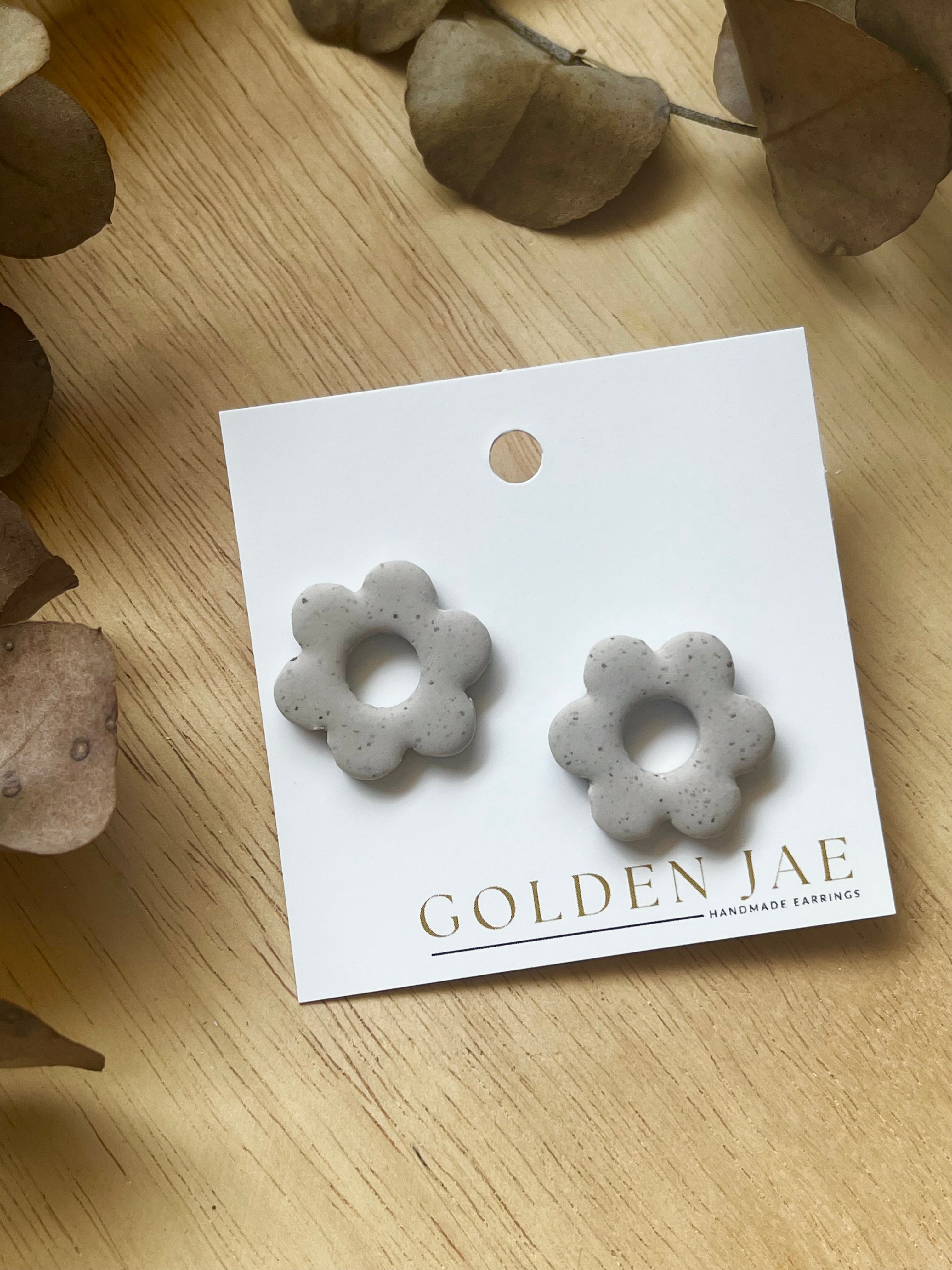 Statement Flower Studs (Granite)