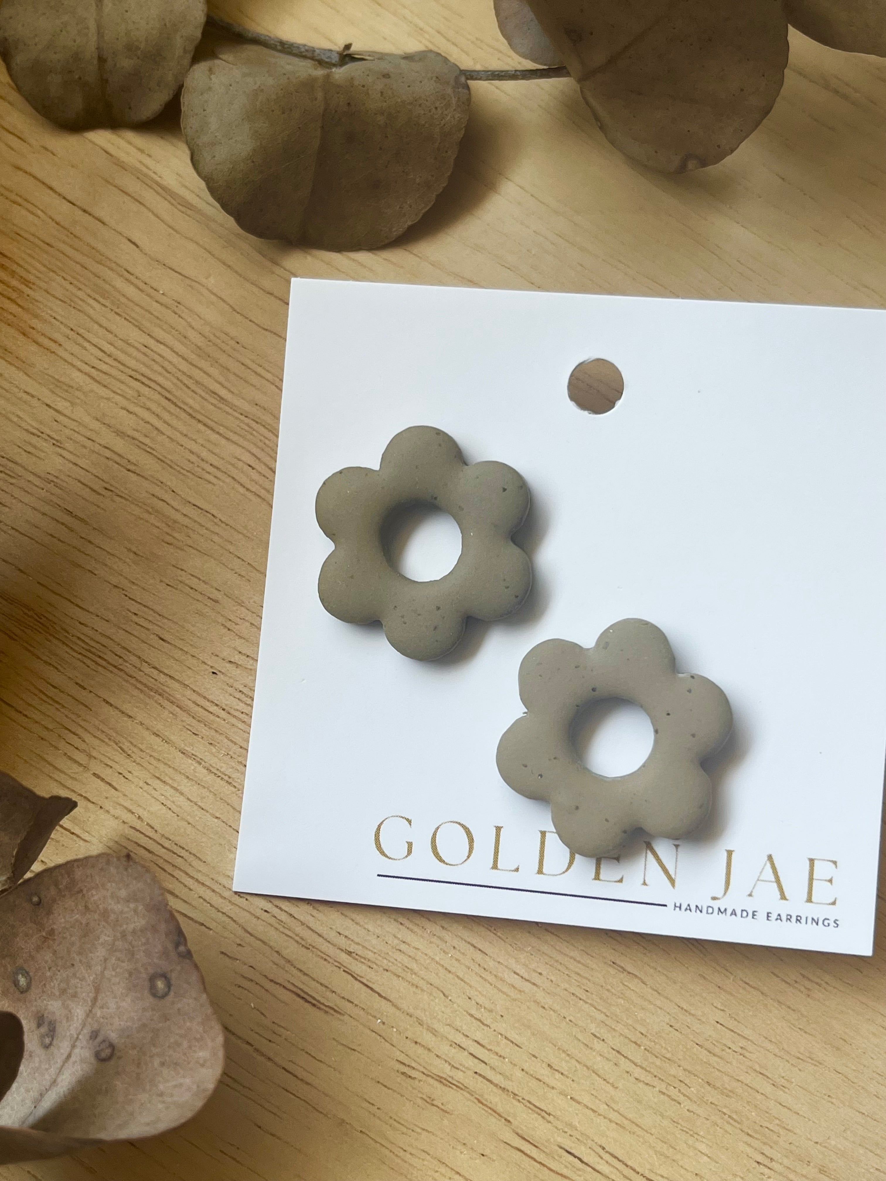 Statement Flower Studs (Khaki)