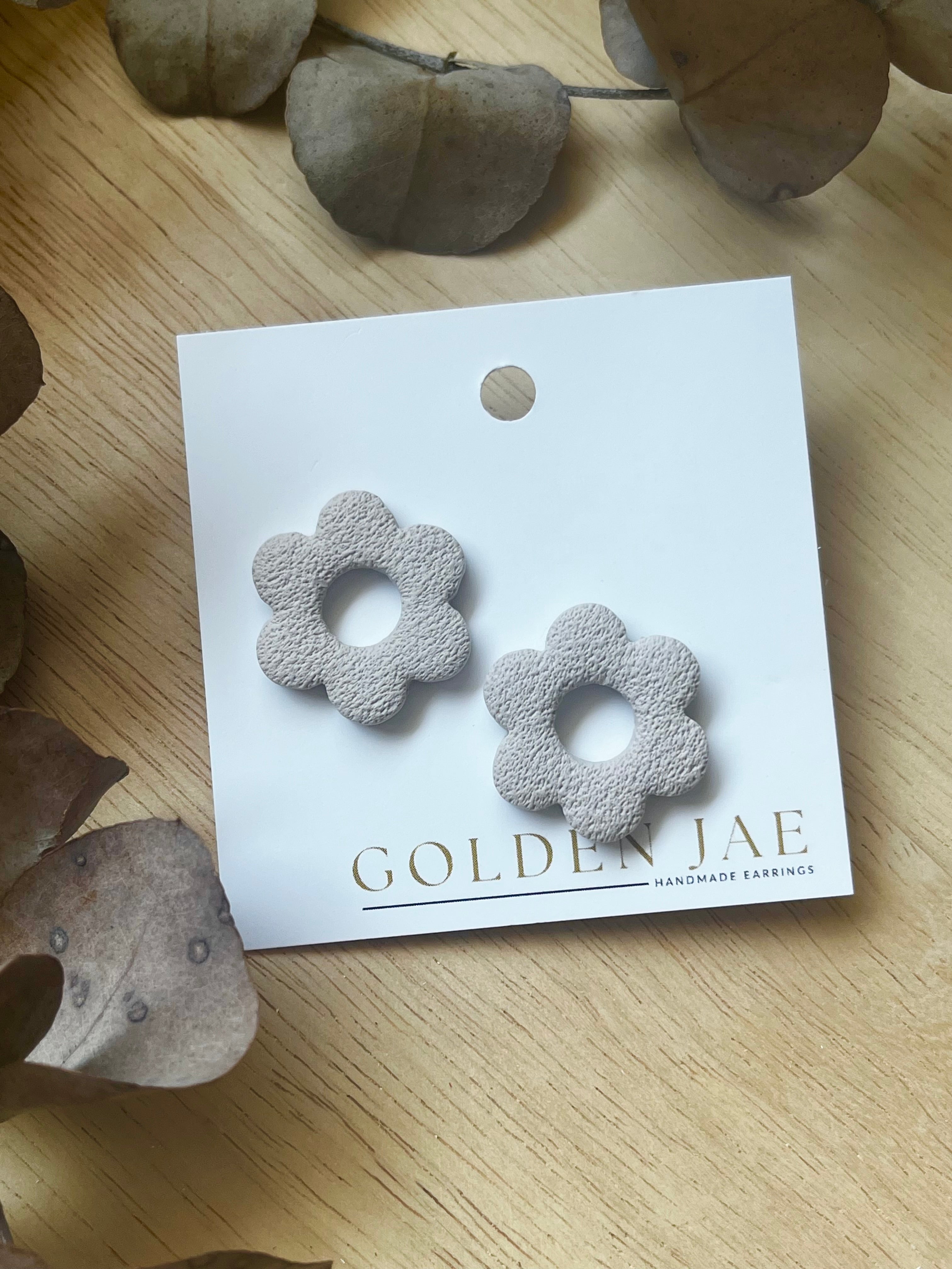 Statement Flower Studs (Neutral)