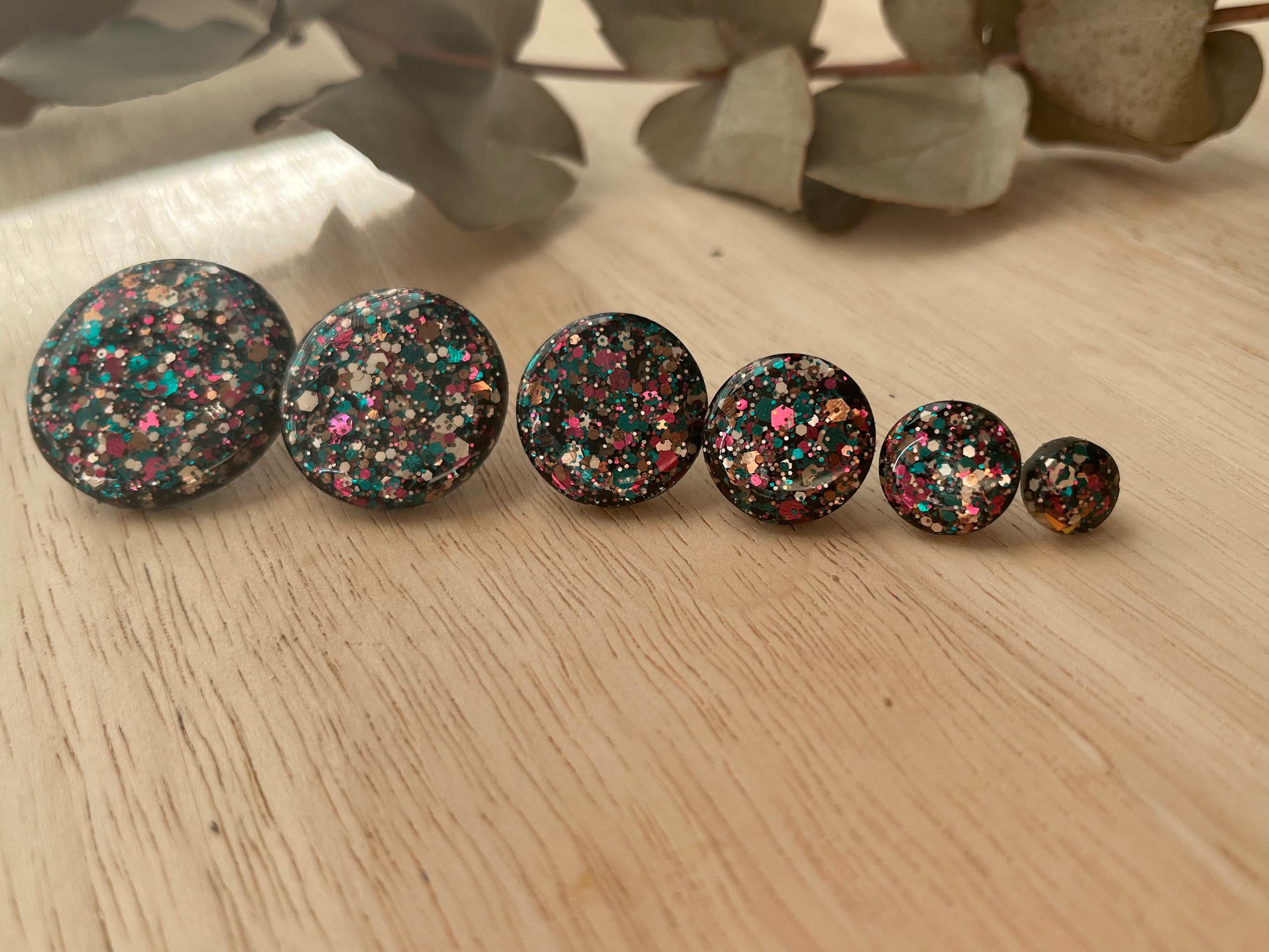Anya Circle Studs