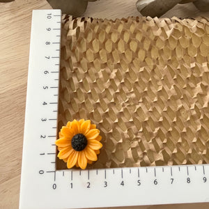 Sunflower Studs Yellow (Resin)