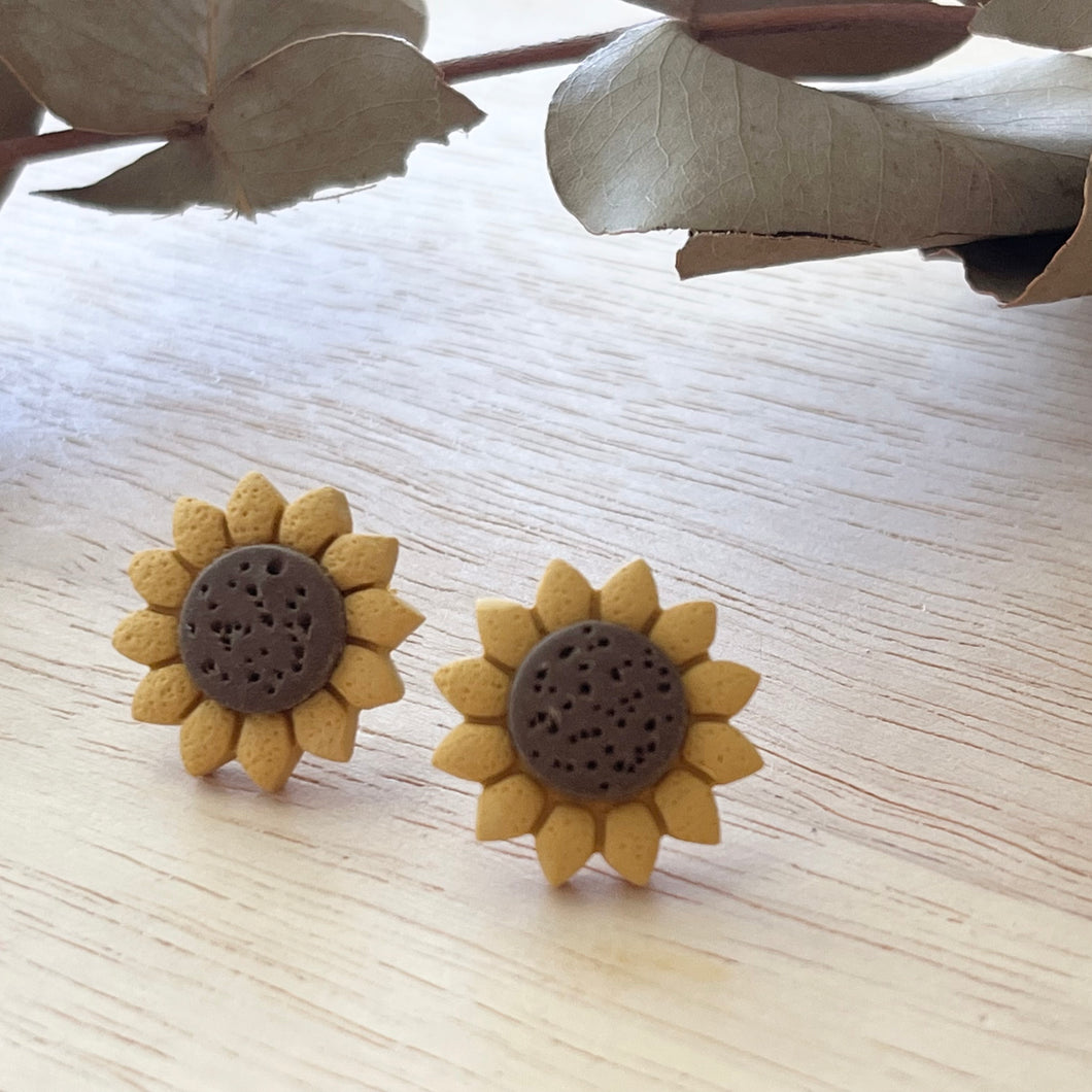 Sunflower Studs (Clay)